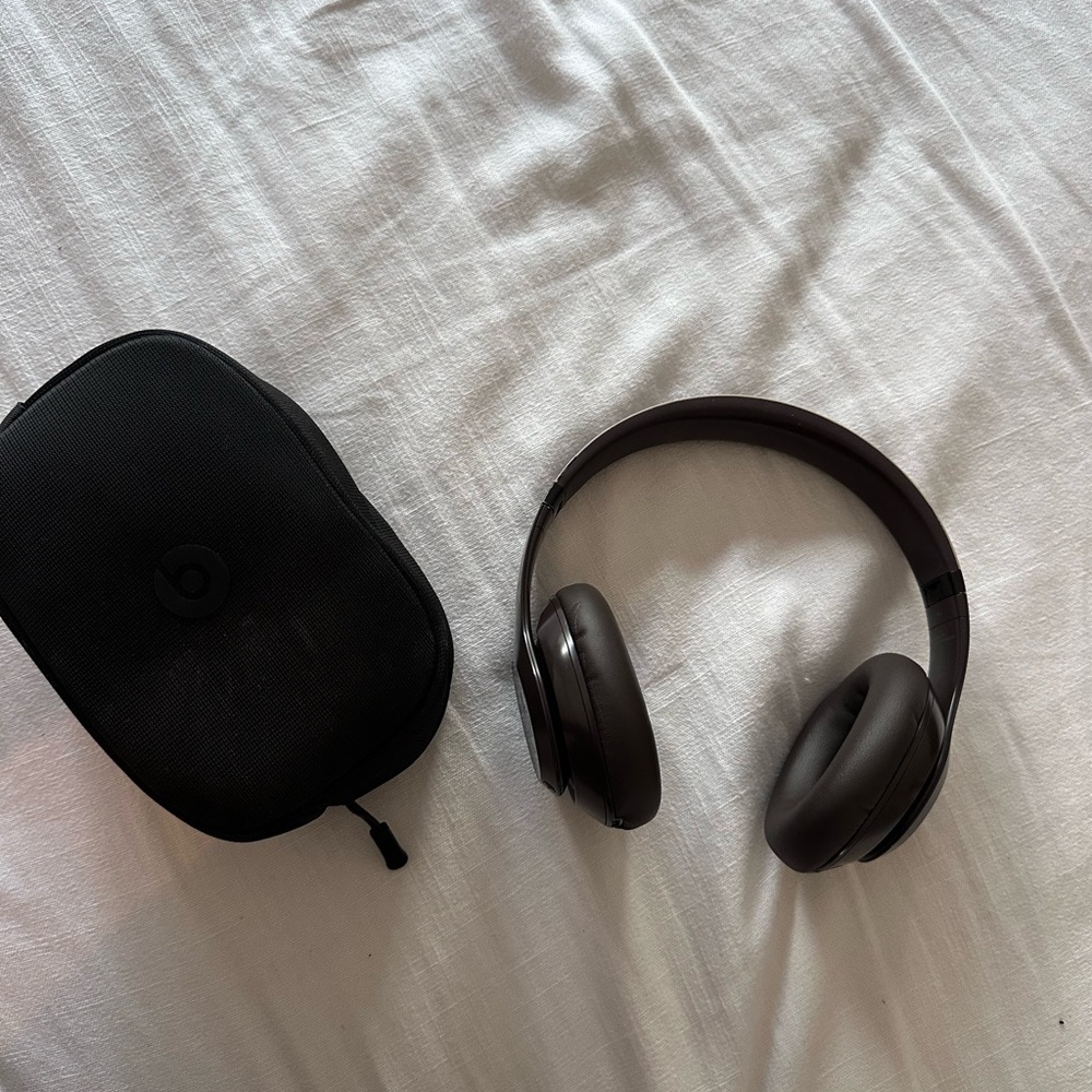 BEATS STUDIO PRO BROWN Headphones